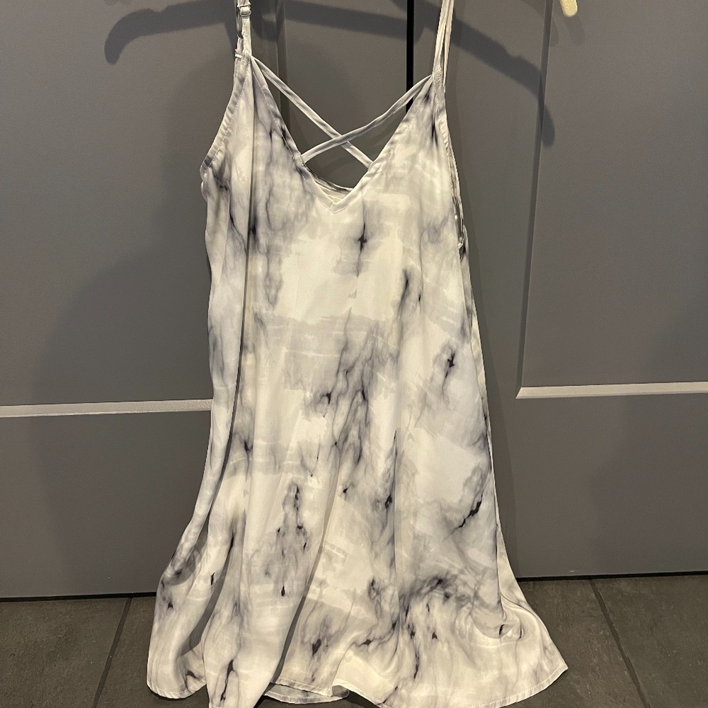 Lola v. Harper Dress